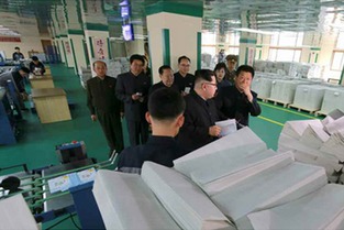 金正恩視察蒲公英作業本工廠，稱贊產品設計用心與活動策劃